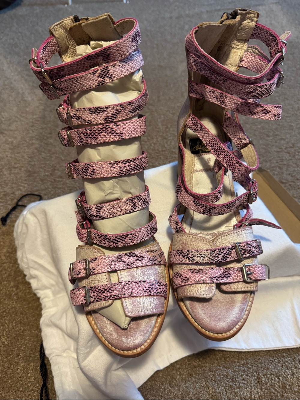 Brand New Freebird Women's Pink Snake-Print Gladiator Sandals